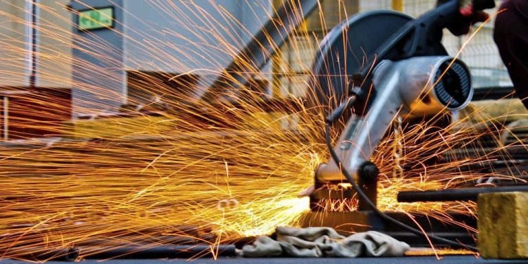 Blog -5 Razões para escolher o Seguro RC Exploração e Produtos